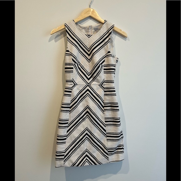 H&M Dresses & Skirts - Black/Cream H&M Dress